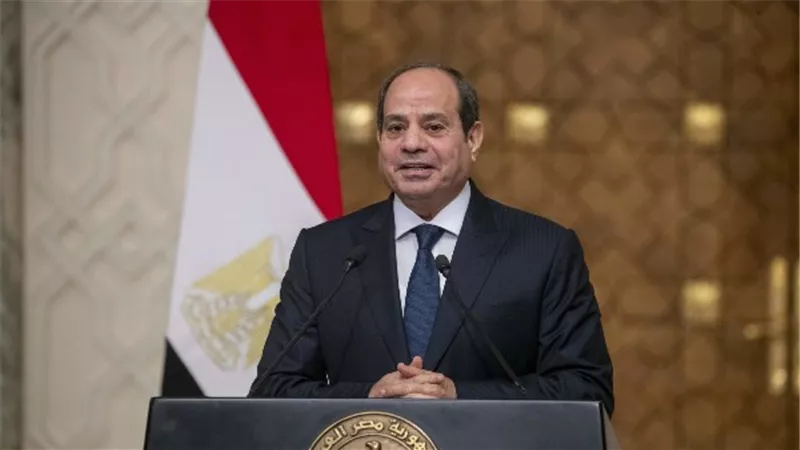 الرئيس السيسي يزف بشرى سارة للموظفين وأصحاب المعاشات بمناسبة شهر رمضان