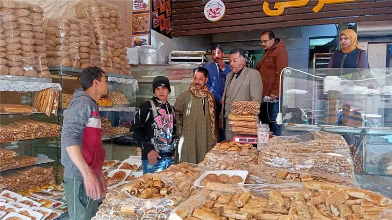حملات تموينية مكثفة في سوهاج تسفر عن تحرير 82 محضرًا خلال يومين