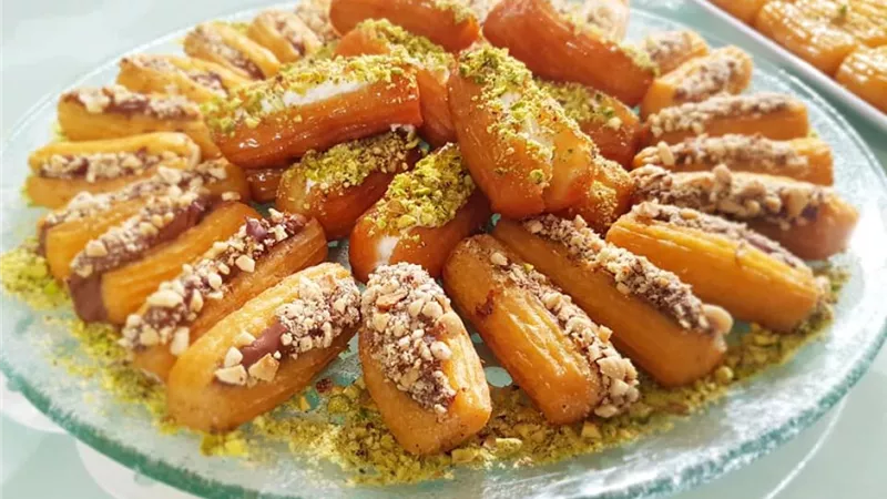 طريقة عمل بلح الشام في المنزل بمذاق المحلات.. تحضير سريع ونتيجة مضمونة