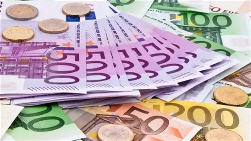 سعر اليورو اليوم الأحد 2 مارس 2025.. بعد عودة البنوك
