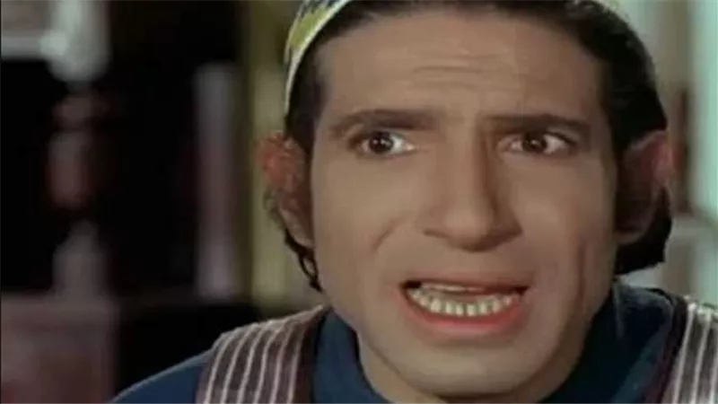 محمد عوض.. نجم الكوميديا الذي دعم جنود 67 وتبرع لبناء السد العالي