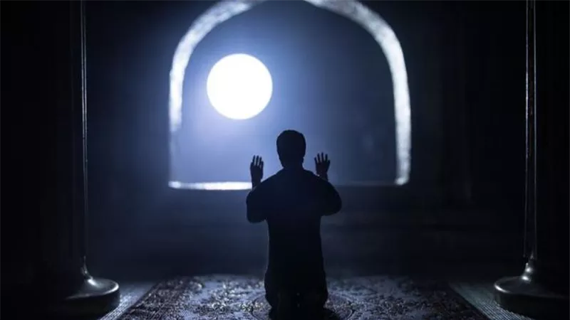 متى يبدأ وقت صلاة التهجد في رمضان 2025؟ وكيفية أدائها