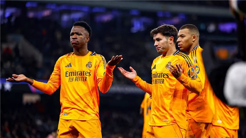 أنشيلوتي يعلن تشكيل ريال مدريد أمام ريال بيتيس في الدوري الإسباني
