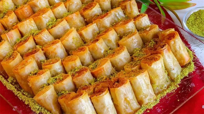 طريقة عمل الجلاش الحلو مثل المحترفين.. أسرار مطبخك