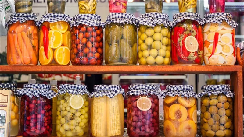 المخللات في رمضان.. نكهة لذيذة أم قنبلة صحية موقوتة؟