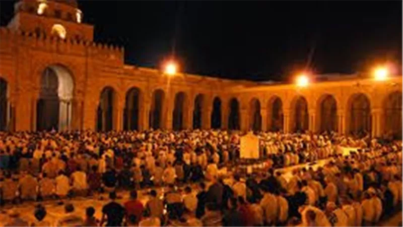 هل يجوز صلاة التراويح أقل من 8 ركعات.. الإفتاء توضح