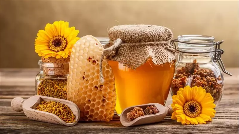 ملعقة من العسل على الإفطار.. دواء طبيعي بفوائد مذهلة