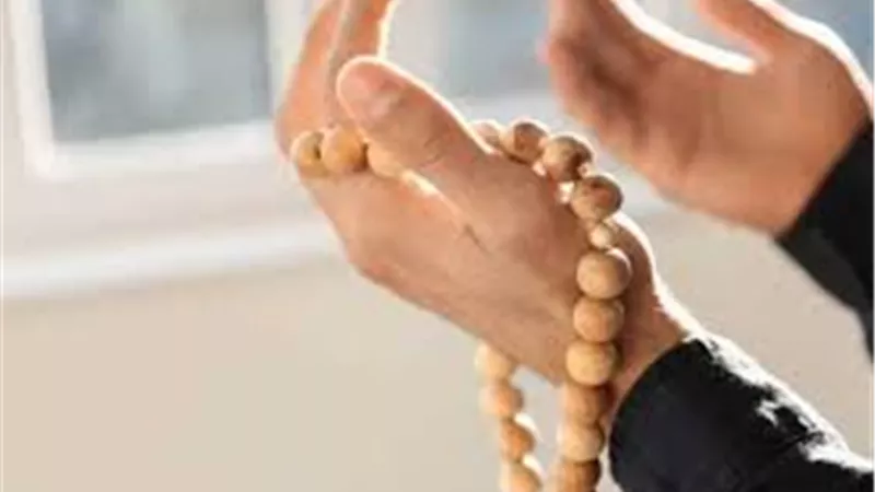 دعاء قبل الافطار في 11 رمضان 2025.. “اللهم ارزقني رزقًا واسعًا”
