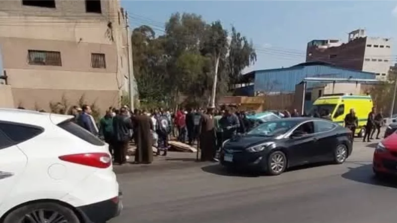 مصرع 5 أشخاص وإصابة 3 آخرين في تصادم سيارتين بـ حادث طنطا 