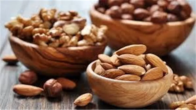 سرّ الصحة في المكسرات: هل يؤثر التحميص على الفوائد الغذائية؟