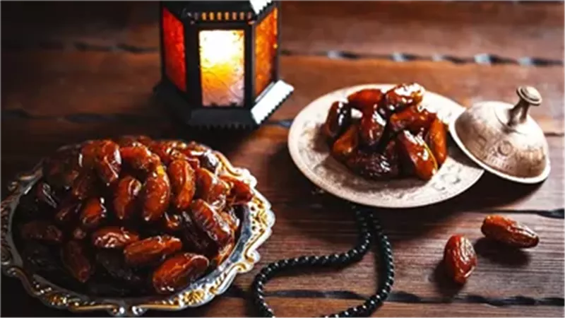 دعاء قبل الافطار في 10 رمضان 2025.. 