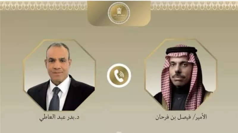 وزير الخارجية يبحث مع نظيره السعودي آليات تنفيذ خطة مصر لإعمار غزة