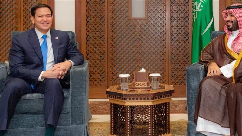 4 ملفات ساخنة تسيطر علي مباحثات وزير الخارجية الأمريكي وولي العهد السعودي