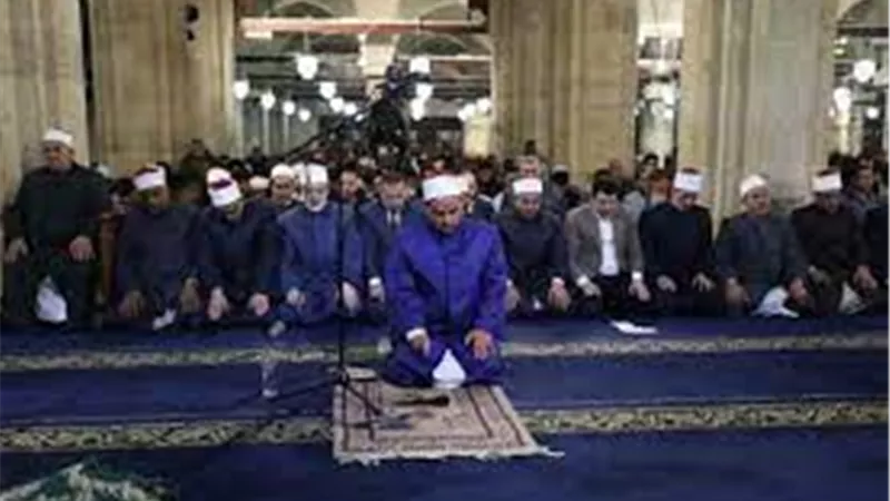 موعد صلاة التراويح اليوم الخميس 15 رمضان 1447 في مصر.. تعرف على توقيتها في القاهرة والمحافظات