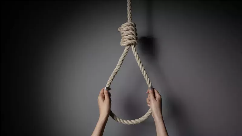 فاجـ.ـعة انتـ.ـحار بالشرقية.. خلافـ.ـات زوجية تنهي حياة شاب شنقًا داخل منزله