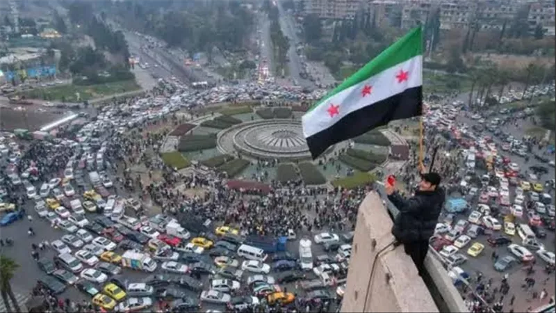 ديانة رئيس الدولة هي الإسلام .. تعرف على بنود إعلان سوريا الدستوري