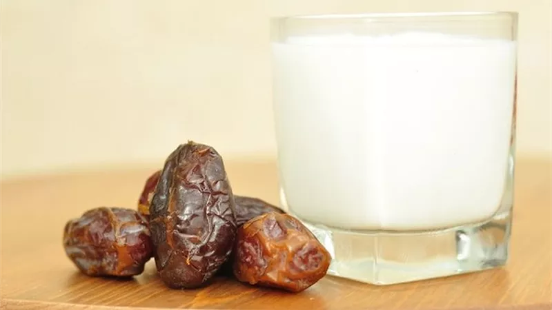موعد الإمساك والإفطار غدًا الجمعة 14 رمضان 2025.. هيأذن الساعة كام؟