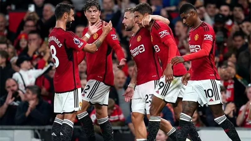 موعد مباراة مانشستر يونايتد ضد ليون في الدوري الأوروبي والقنوات الناقلة 