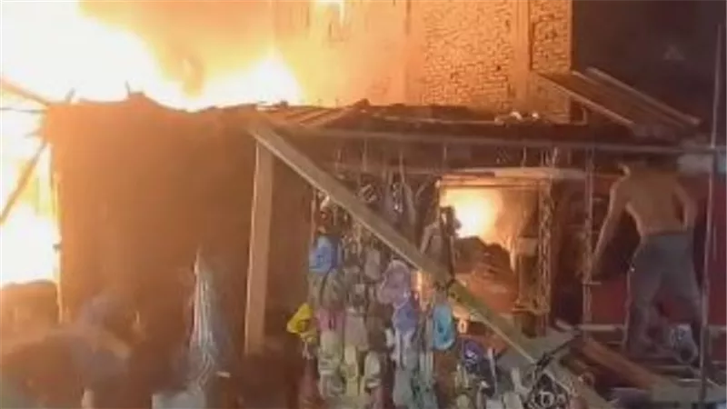 خسائر فادحة قبل العيد في حريق مزلقان منشأة ناصر.. تفاصيل صادمة