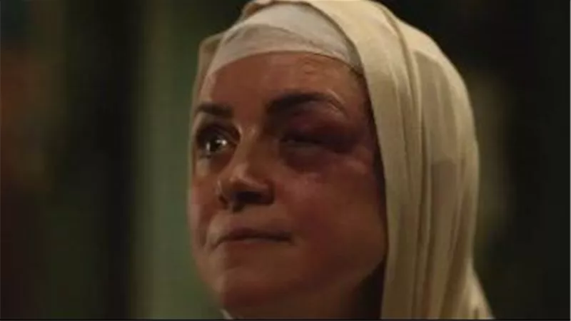 مسلسل ظلم المصطبة الحلقة الرابعة.. فتحي عبد الوهاب يُصلح علاقته بزوجته بعد ثبوت براءتها