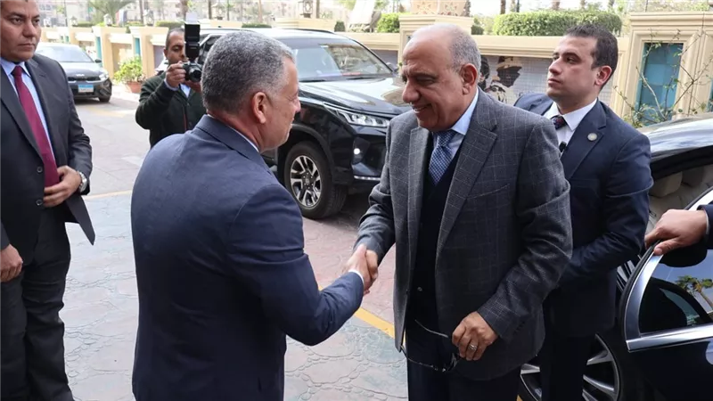 تفاصيل زيارة وزير الكهرباء إلى الإسماعيلية لافتتاح مشروعات شركة القناة للتوزيع