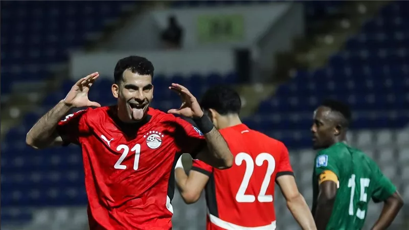منتخب مصر يخطف الفوز من سيراليون ويقترب من التأهل إلى كأس العالم