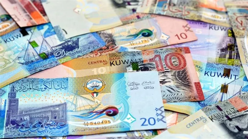 سعر الدينار الكويتي اليوم الأثنين 24 مارس 2025 في البنوك المصرية