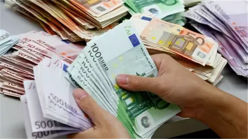 سعر اليورو اليوم الجمعة 28-3-2025.. قبل إجازة العيد