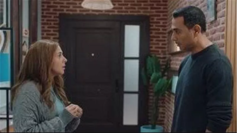 مسلسل عايشة الدور الحلقة 13.. عايشة بين رجوع طليقها وحب جديد
