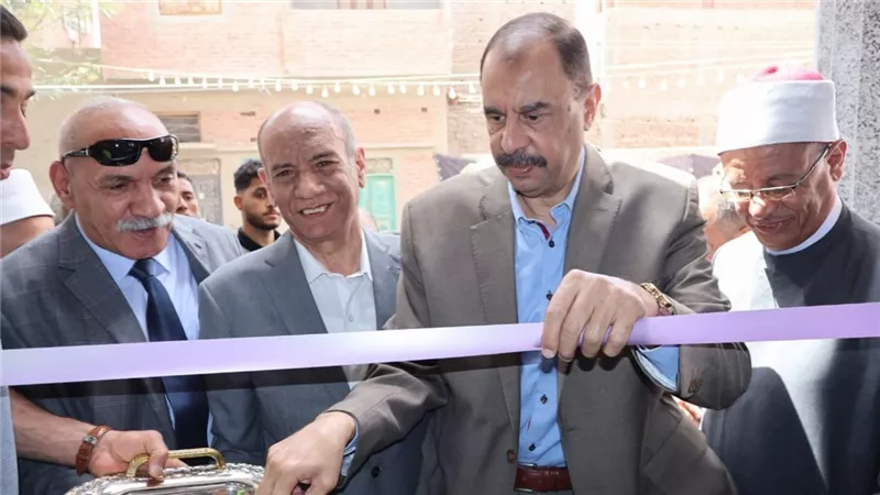 محافظ سوهاج يفتتح مسجد عبد الرحمن بن أبي بكر بقرية كوم اشقاو بطما