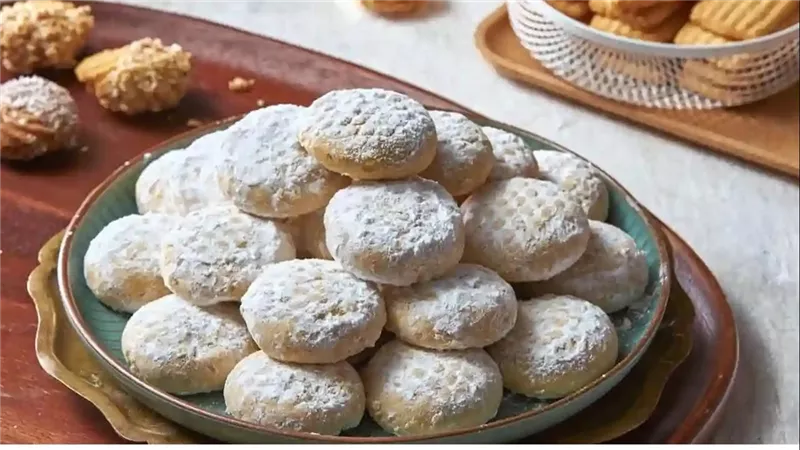 بعد الإفراط في تناول كحك العيد.. إليك الحل لاستعادة توازن جسمك