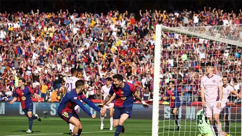 ترتيب الدوري الإسباني بعد رباعية برشلونة أمام جيرونا