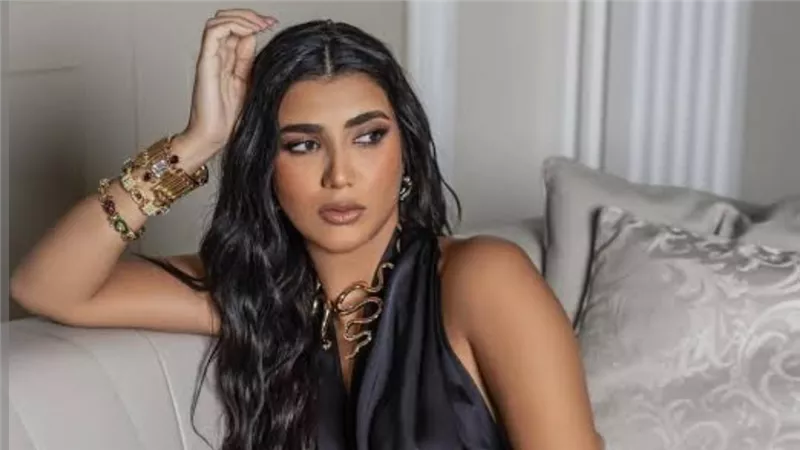 ريم سامي تسافر إلى الولايات المتحدة لاستقبال مولودها الأول