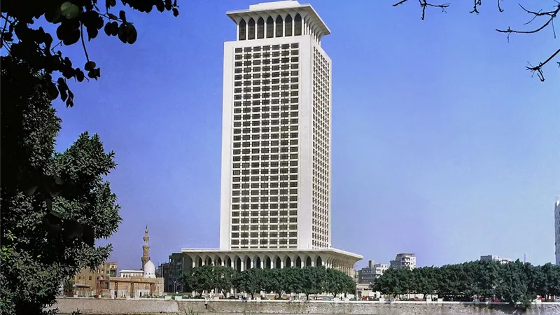 عاجل.. مصر تدين الانتـ ـهاكات الإسرائـ ـيلية علي سوريا وغـ ـزة