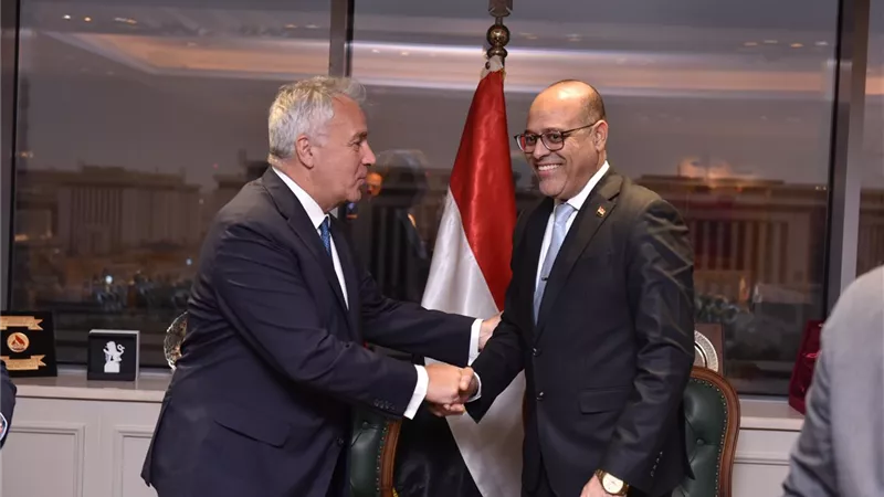 مصر واليونان تتفقان على توفير فرص عمل قانونية للعمالة الزراعية.. إليك التفاصيل 