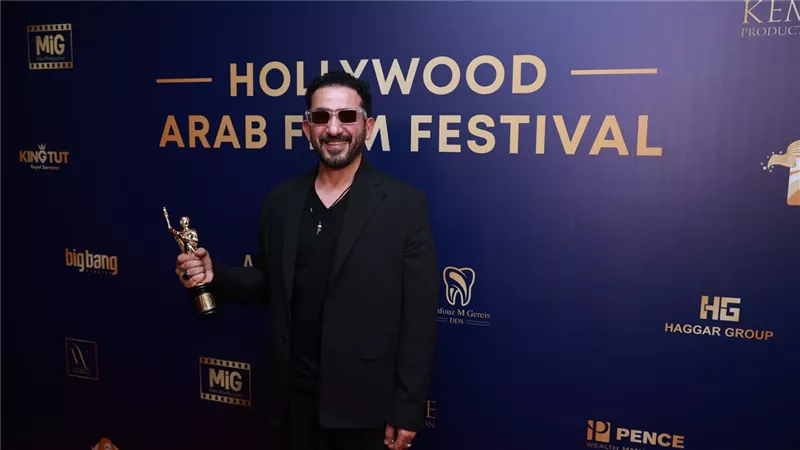 تكريم أحمد حلمي في افتتاح الدورة الرابعة لمهرجان هوليوود السينمائي