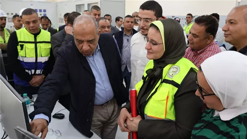تفاصيل جولة وزير الكهرباء داخل محطات محولات رشيد لتغذية مشروعات الدلتا الجديدة