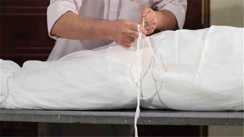 حكم تغسيل تارك الصلاة في الإسلام كما أوضحته أمينة الفتوى