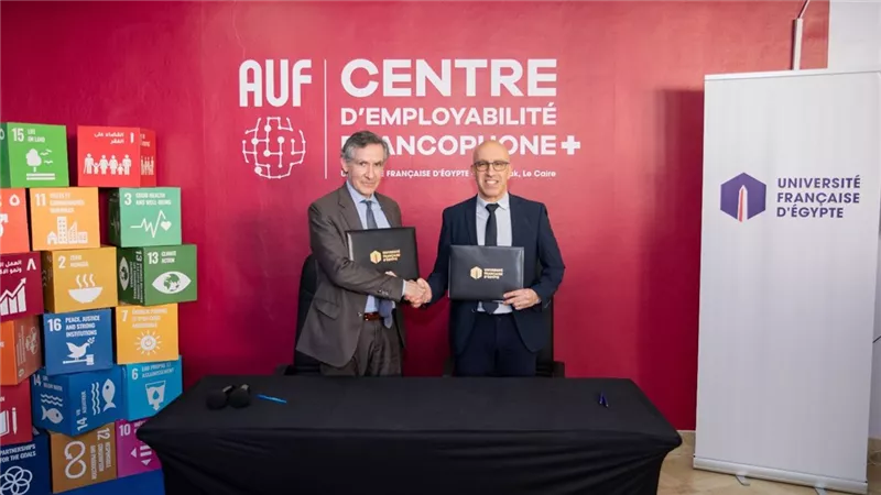 الجامعة الأهلية الفرنسية في مصر تفتتح مركز التوظيف الفرنكوفوني + CEF.. صور