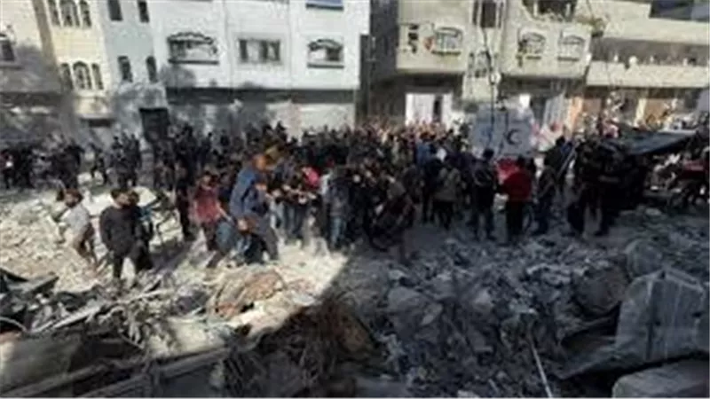 إسرائيل ترفض مقترح الهدنة في غزة: تصعيد عسكري يفاقم الأزمة الإنسانية
