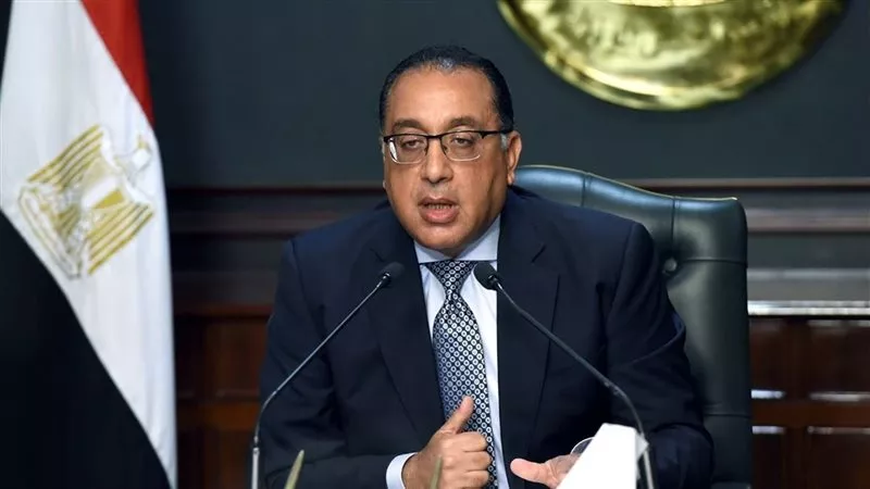 رئيس الوزراء يوجه بضرورة زيادة عدد فصول ودور الحضانة لرياض الأطفال