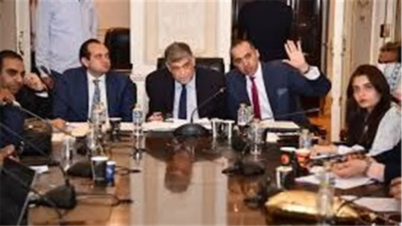 مجلس النواب يقر تعديل قانون الصيدلة: سنة امتياز إلزامية ومكافأة شهرية للمتدربين
