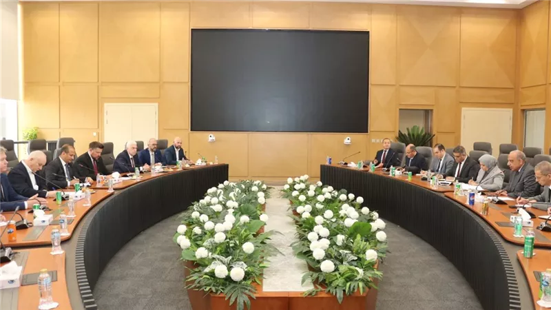 وزير الكهرباء يتابع مستجدات مشروع محطة الضبعة مع وفد مؤسسة روساتوم