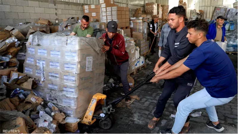 إسرائيل تسمح بدخول المساعدات الإنسانية للقطاع .. ونتنياهو يؤكد 