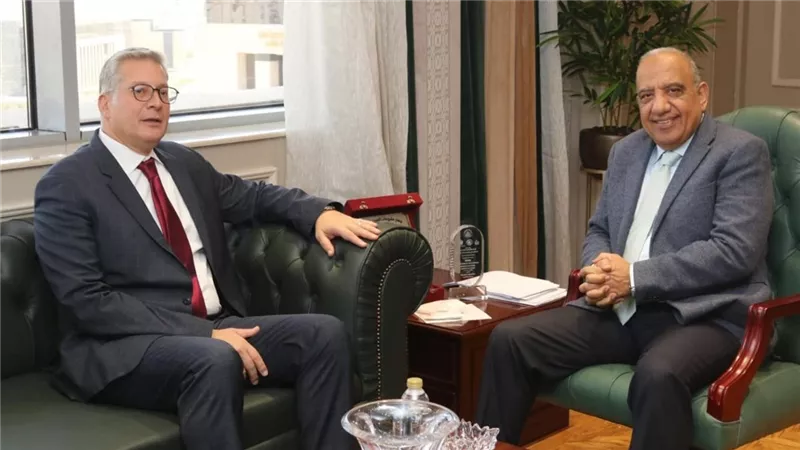وزيرا الكهرباء والبترول يبحثان خطة توفير الوقود ومواجهة زيادة الأحمال بالصيف