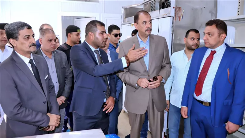 محافظ سوهاج يفتتح منفذ حياة كريمة لبيع اللحوم والسلع الغذائية بأسعار مخفضة