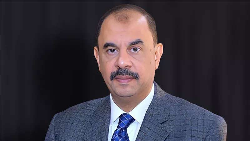 محافظ سوهاج يتابع الموقف التنفيذي لمشروعات الرصف بعدد من مراكز المحافظة