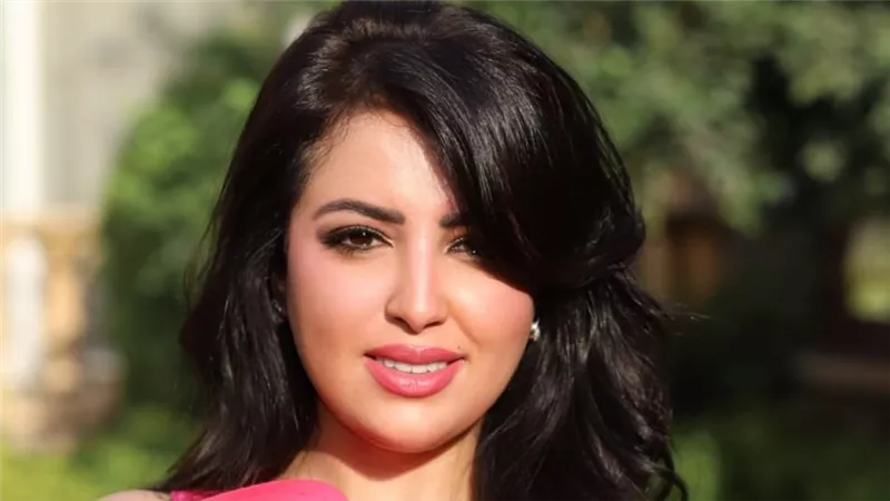 بالصور.. أول جلسة تصوير للفنانة نهي صالح بعد زواجها بإطلالة صيفية مبهجة