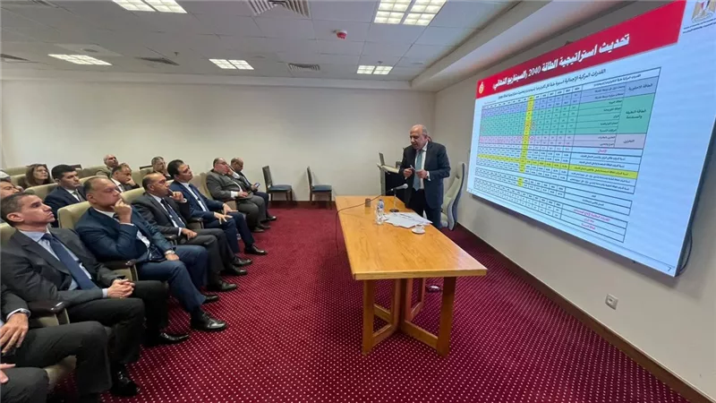  وزير الكهرباء يستعرض مجالات العمل المشترك بالطاقة مع ورؤساء البعثات الدبلوماسية 