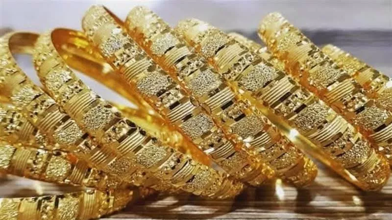 هبوط مفاجئ في سعر الجنيه الذهب اليوم.. وتراجع عالمي يؤثر على السوق المحلي